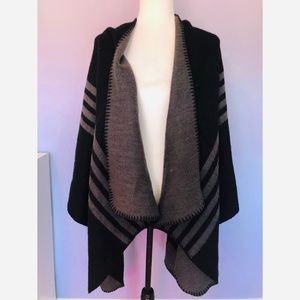 Urban outfitters BB Dakota reversible cape